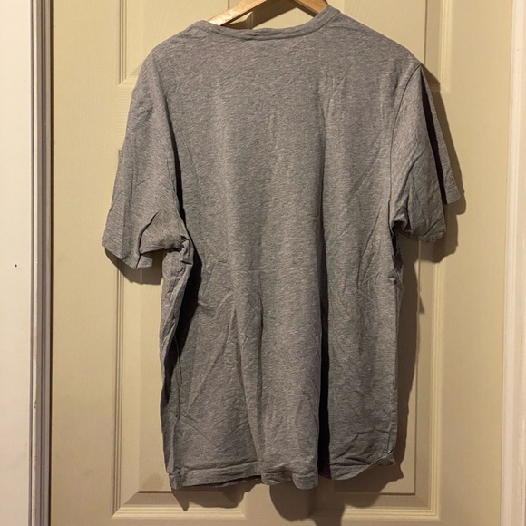 BENCH LOGO T-SHIRT - Picture 3 of 3